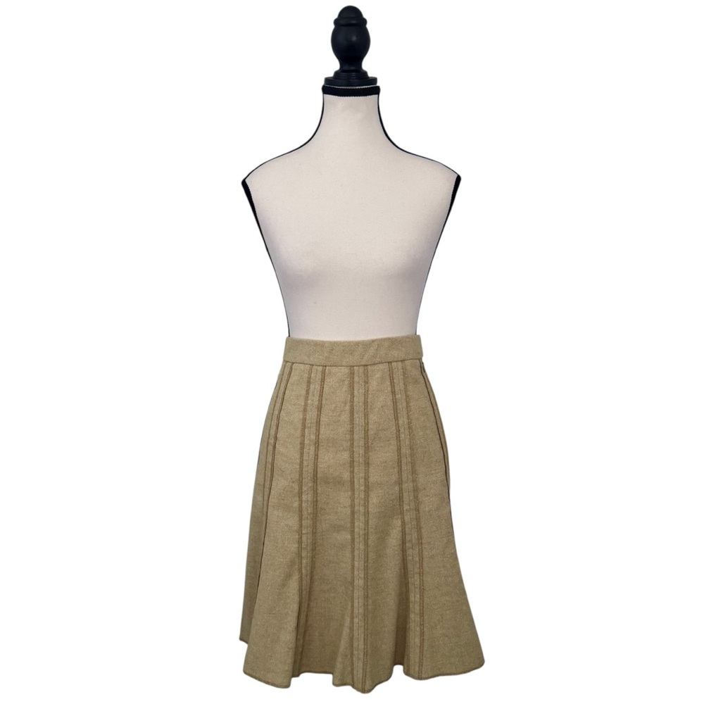 Club Monaco Wool Blend Skirt Warm Beige Pleated A-Line Textured Classic Size 4